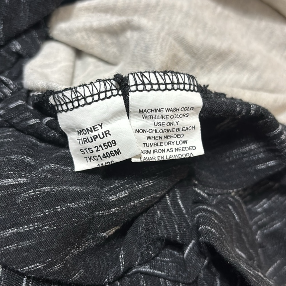 Distortion Men’s Colourblock T-Shirt with Checking Pattern - Picture 4 of 4